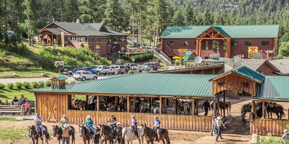 Photo by: How Eye See It Photography (www.howeyeseeitphotography.com)